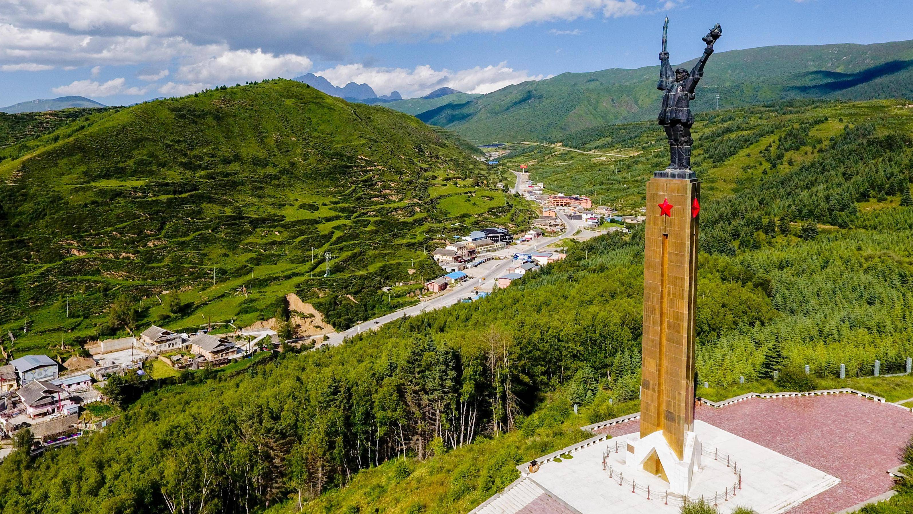 新华鲜报｜出海逐“新”浪 上市公司上半年海外收入3.83万亿元