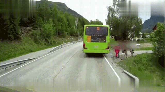 中信保诚基金顾凡丁：动态配置原油和黄金 搭建商品组合新方案