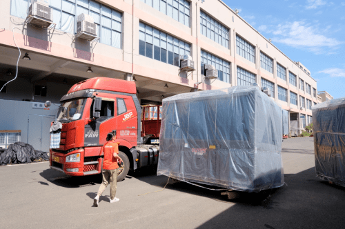 “金九银十”汽车销售旺季到来 政策升级激发市场活力