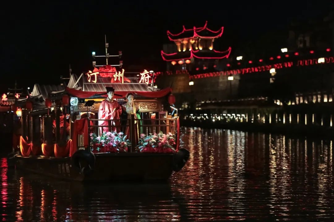 月夜游、短途游、文艺游——中秋假期文旅市场观察