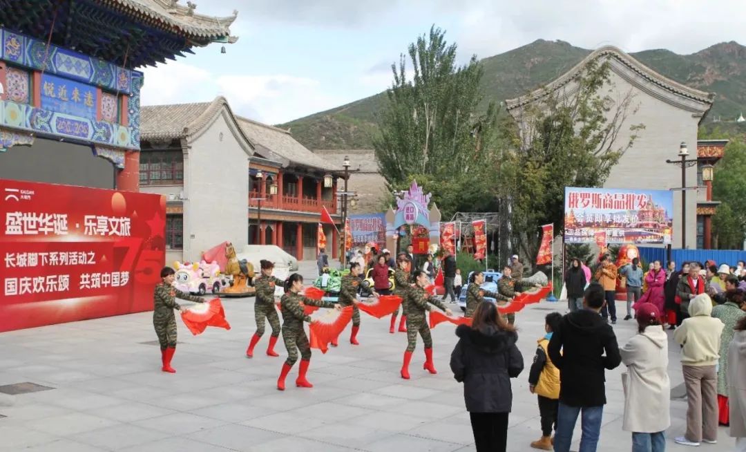 人气旺 业态新 活力足——国庆假期重庆消费市场掀热潮