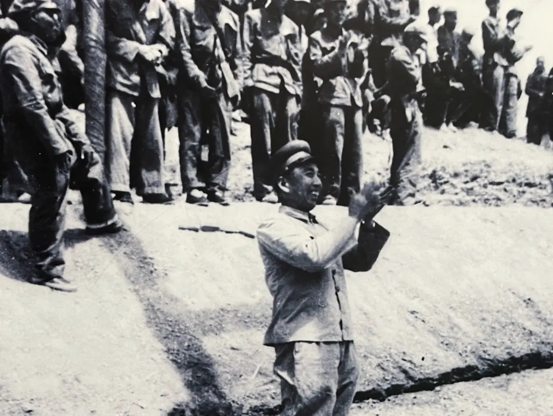 天山长城 大漠华章——新疆生产建设兵团成立70周年综述