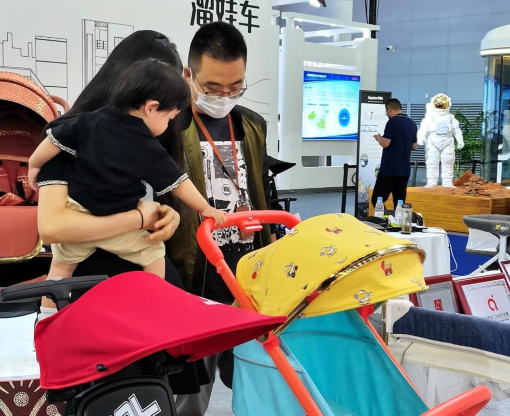 民生直通车丨网购前货比三家 理性辨识“第三方测评”信息