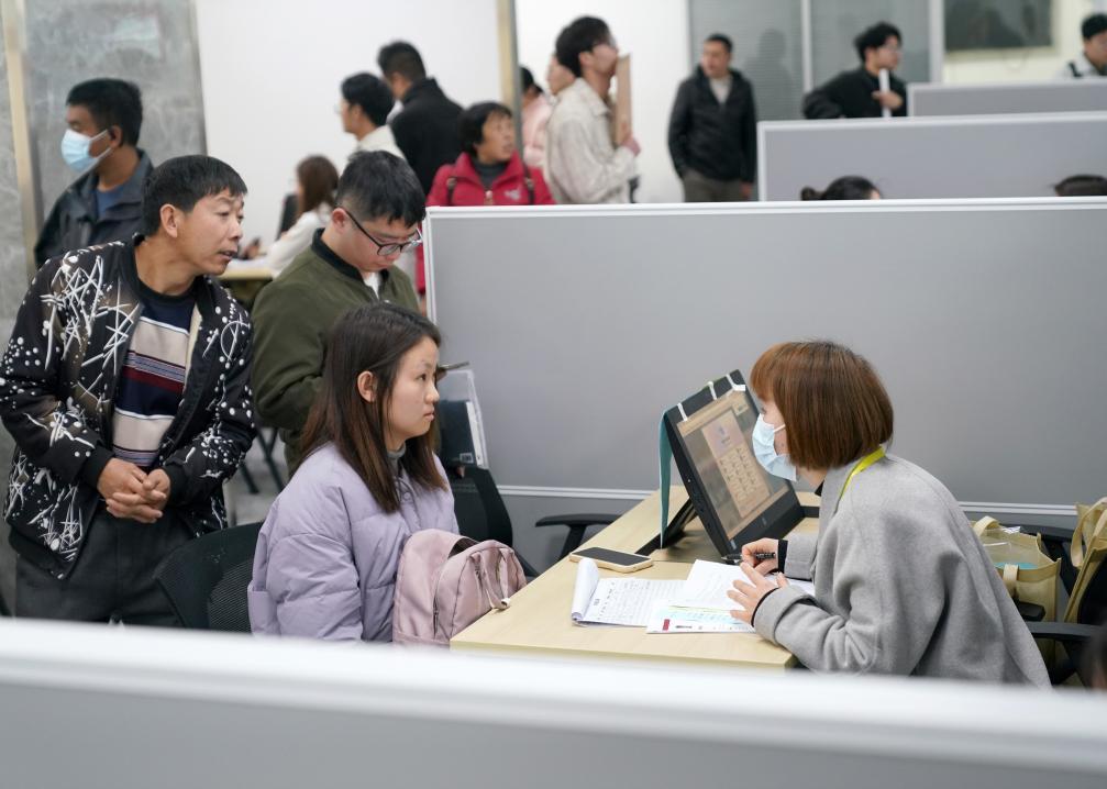 民生直通车丨网购前货比三家 理性辨识“第三方测评”信息