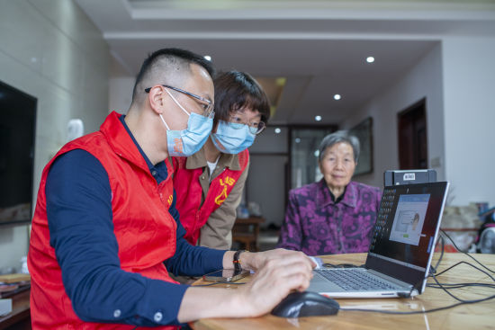 沈阳：“一件事”办进群众心坎里