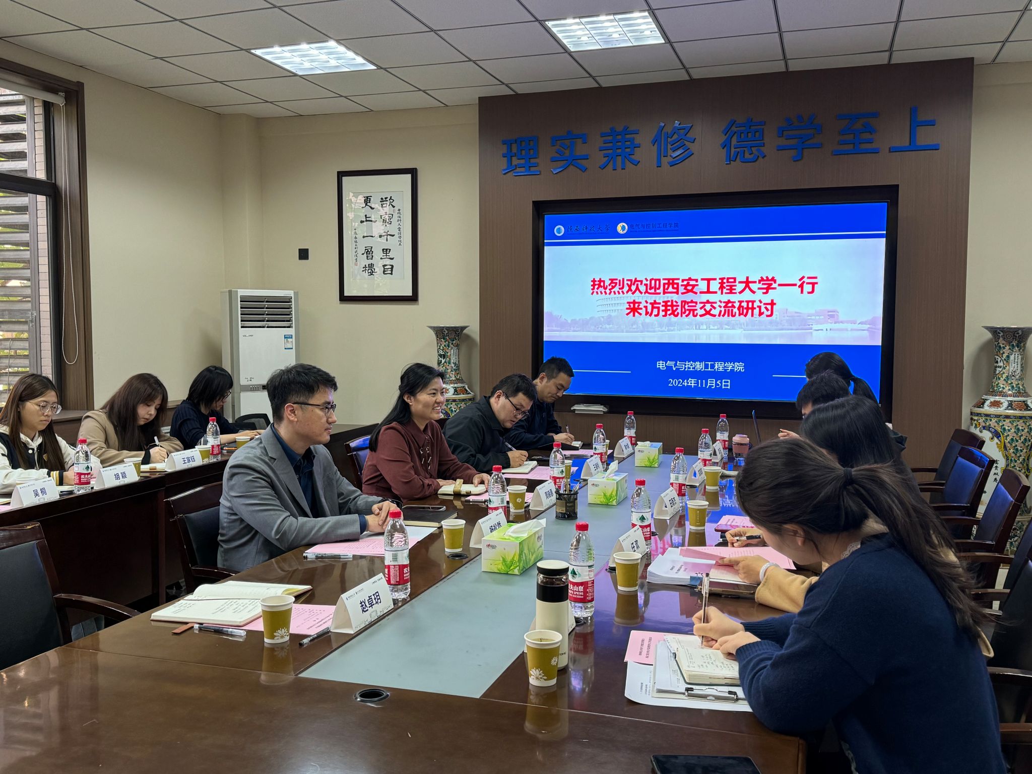 学习《决定》每日问答丨为什么要以实绩实效和人民群众满意度检验改革