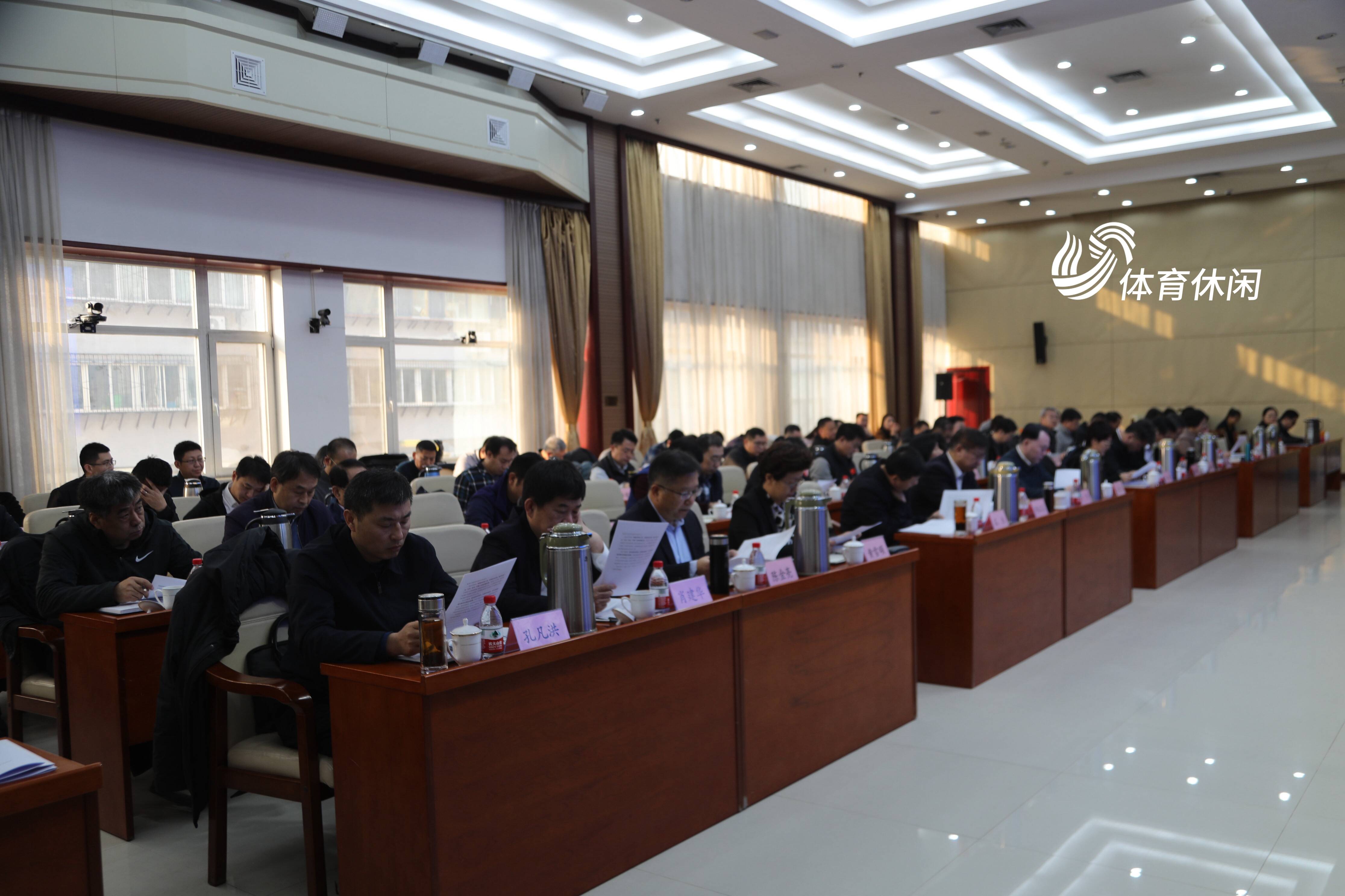 李强主持召开国务院常务会议 听取推动高质量发展综合督查情况汇报 研究黄河流域生态保护有关工作 讨论《中华人民共和国民用航空法（修订草案）》