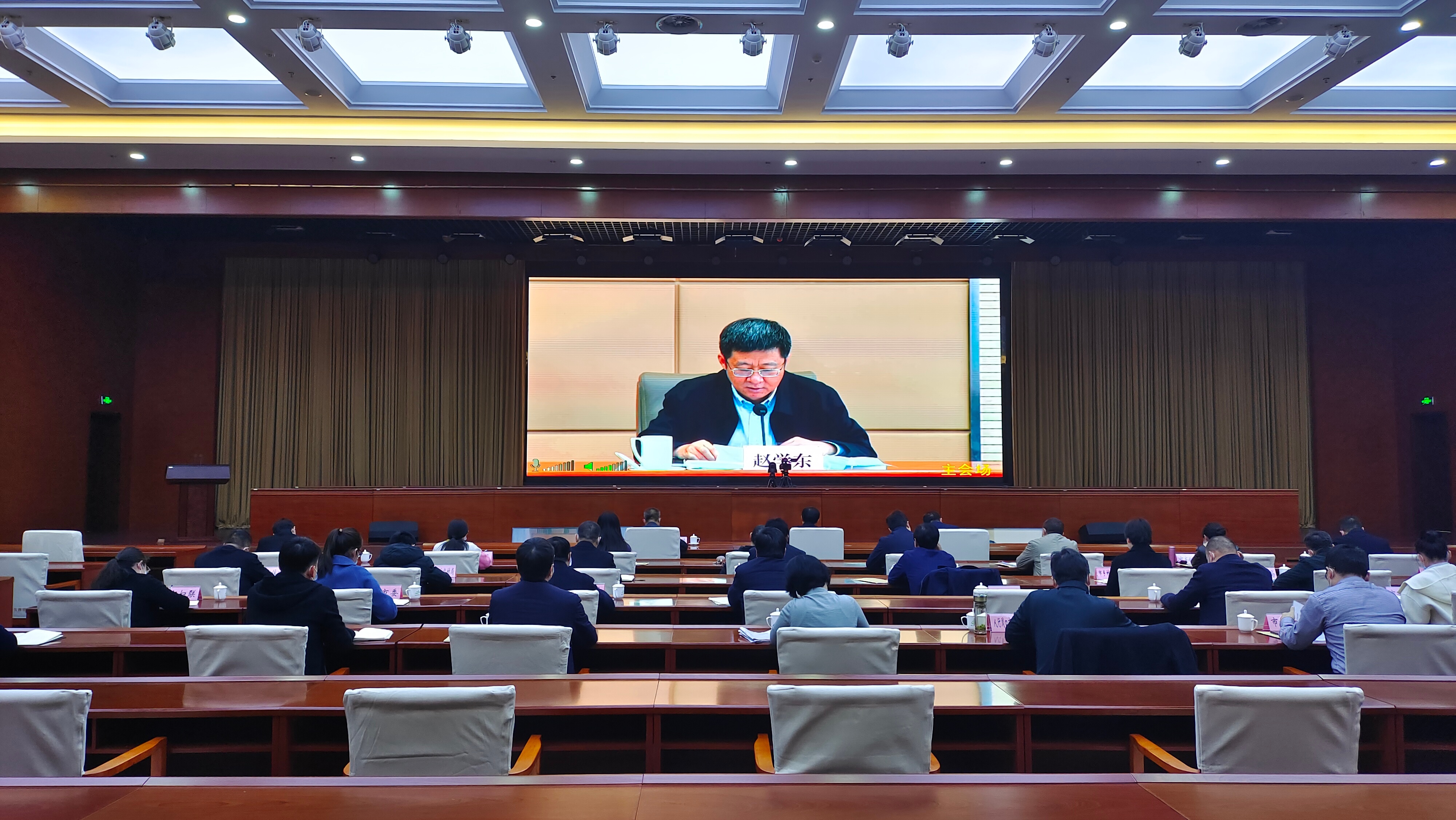 创造更多高质量就业岗位