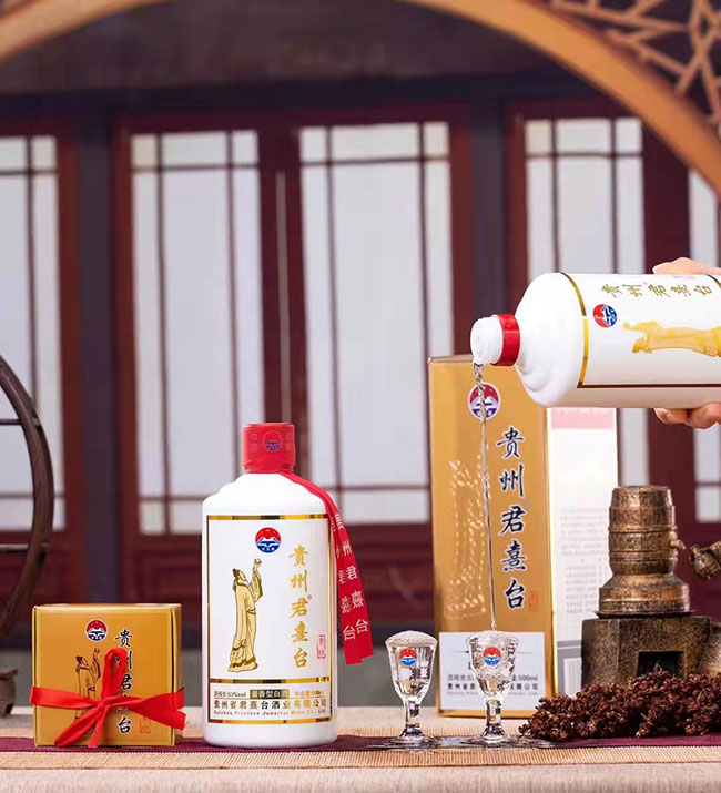 君台厚酱酒举办品牌暨产品上市发布会